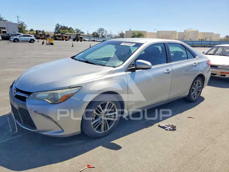 2016 Toyota CAMRY фото