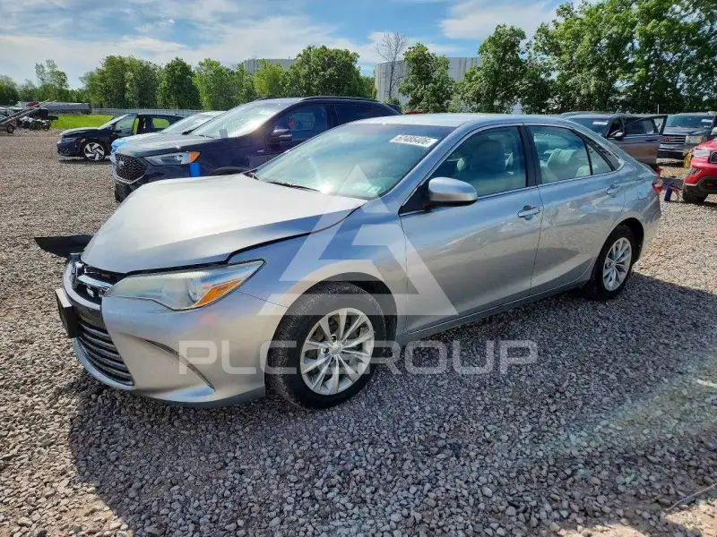 2016 Toyota CAMRY фото