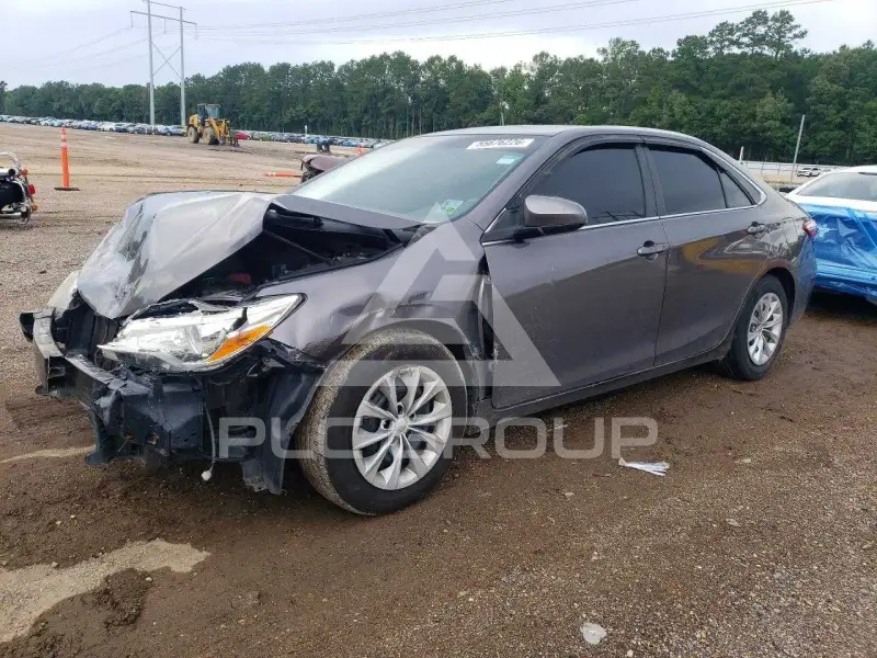 2016 Toyota CAMRY фото