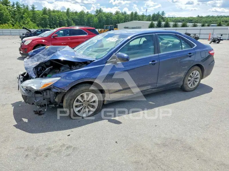 2016 Toyota CAMRY photo