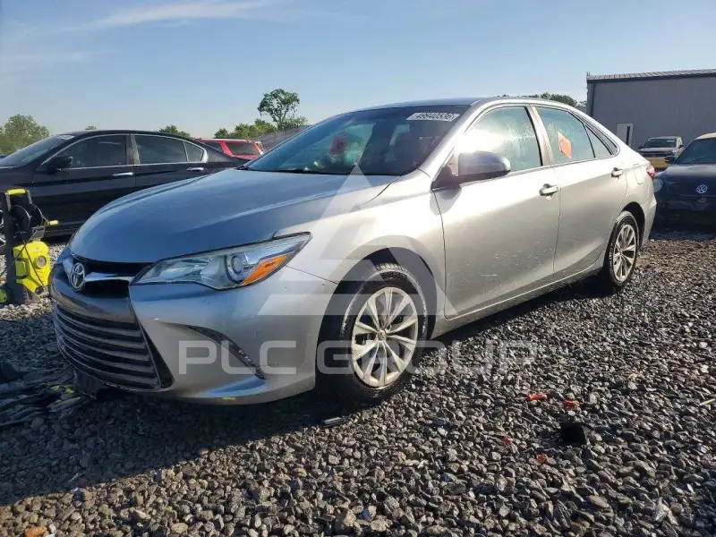 2016 Toyota CAMRY фото