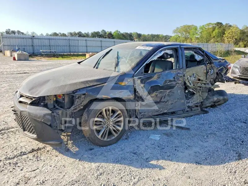 2016 Toyota CAMRY фото
