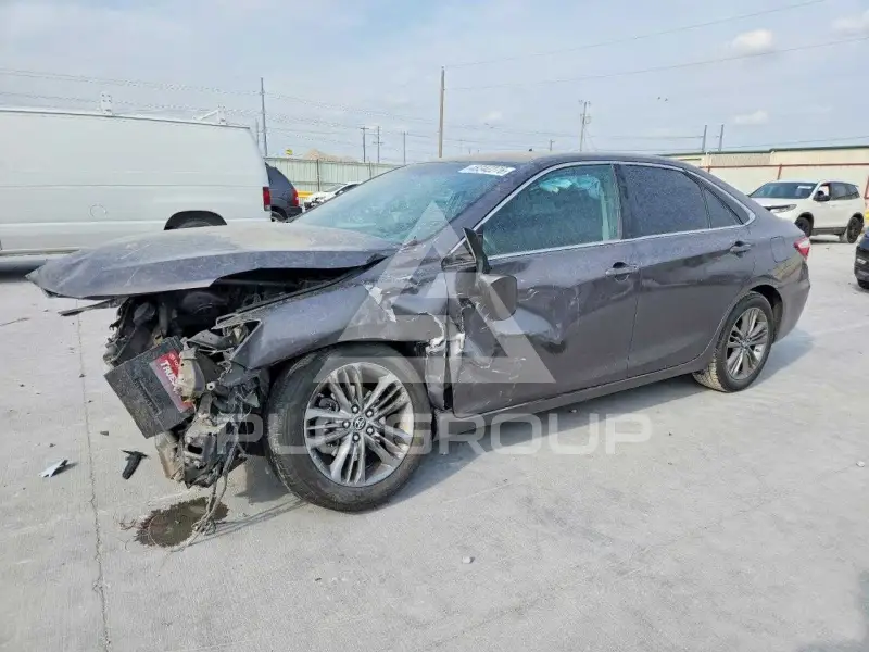 2016 Toyota CAMRY фото