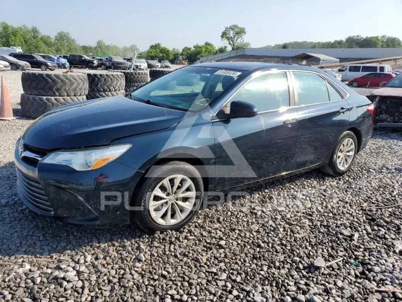 2016 Toyota CAMRY фото