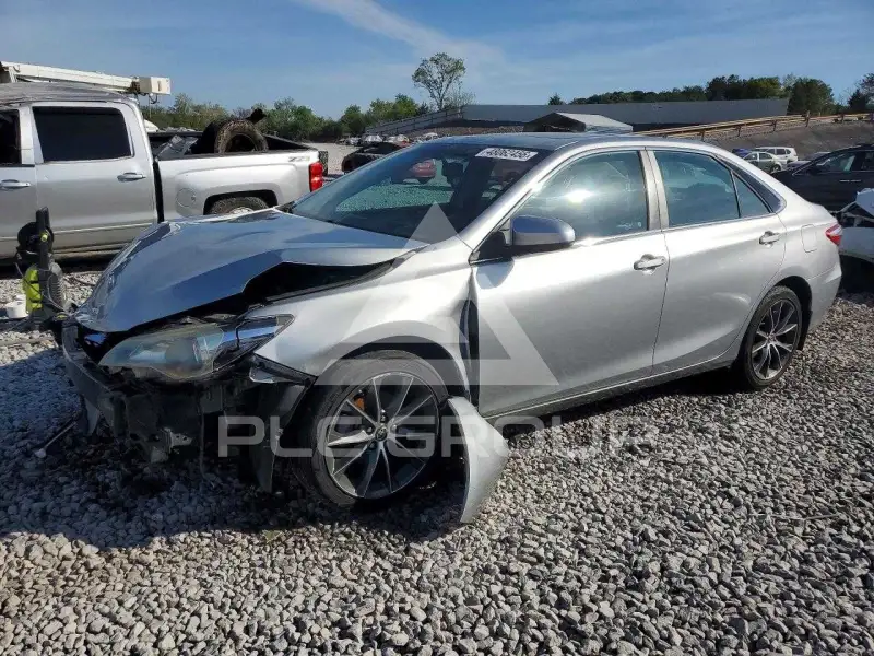 2016 Toyota CAMRY фото