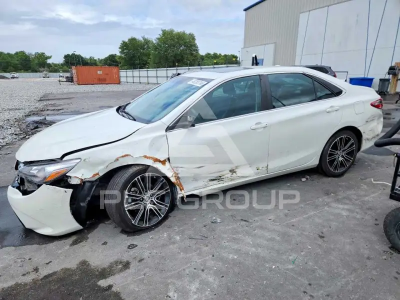 2016 Toyota CAMRY photo