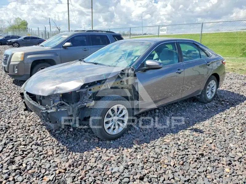 2016 Toyota CAMRY фото