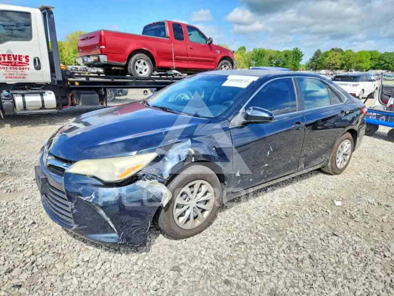 2016 Toyota CAMRY фото
