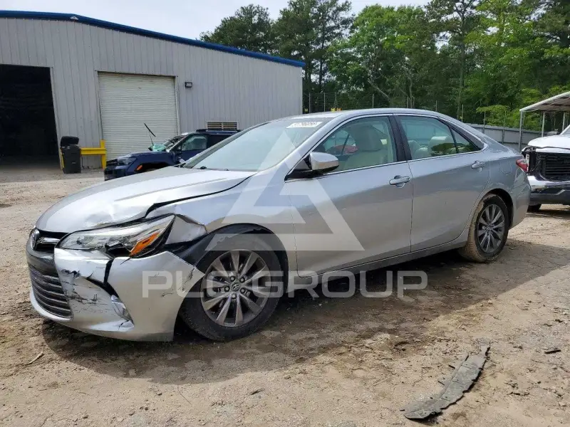 2016 Toyota CAMRY фото