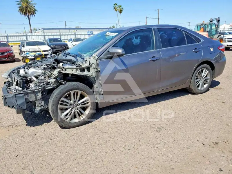 2016 Toyota CAMRY фото