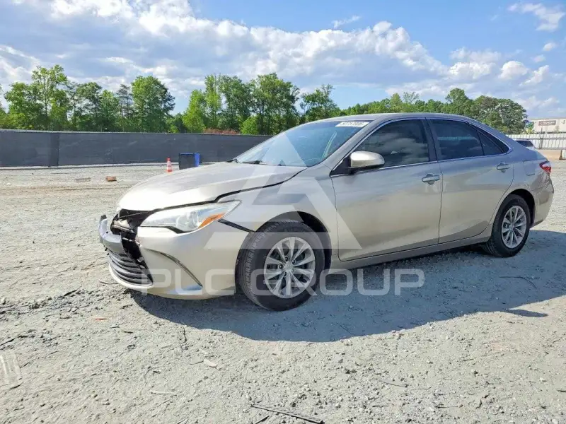 2016 Toyota CAMRY фото