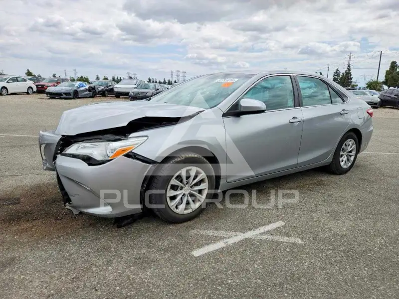 2016 Toyota CAMRY фото