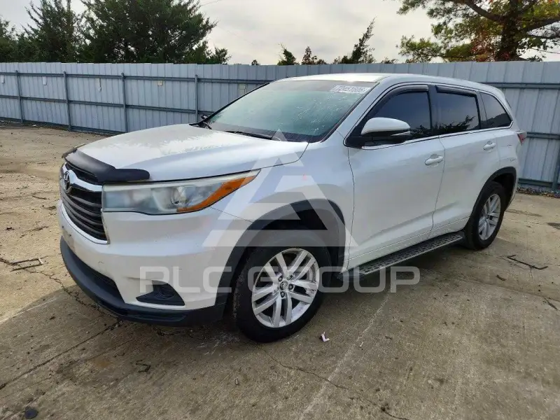 2016 Toyota Highlander photo
