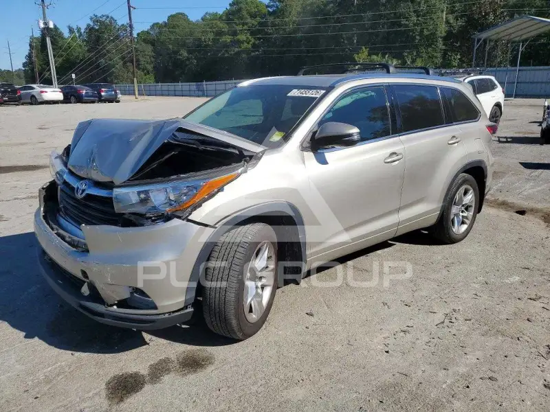 2016 Toyota Highlander photo