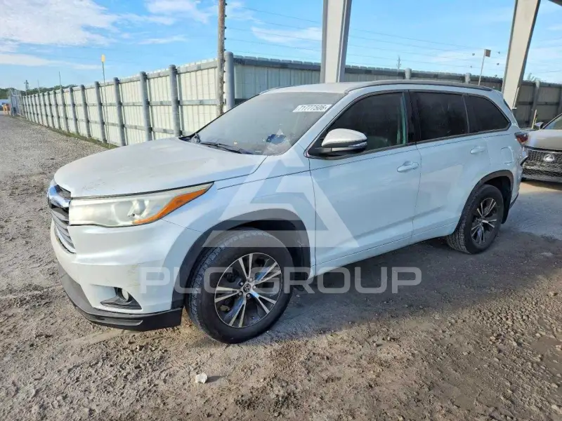 2016 Toyota Highlander фото