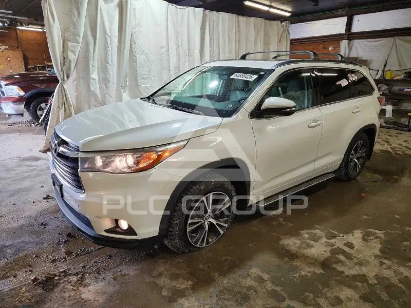 2016 Toyota Highlander фото