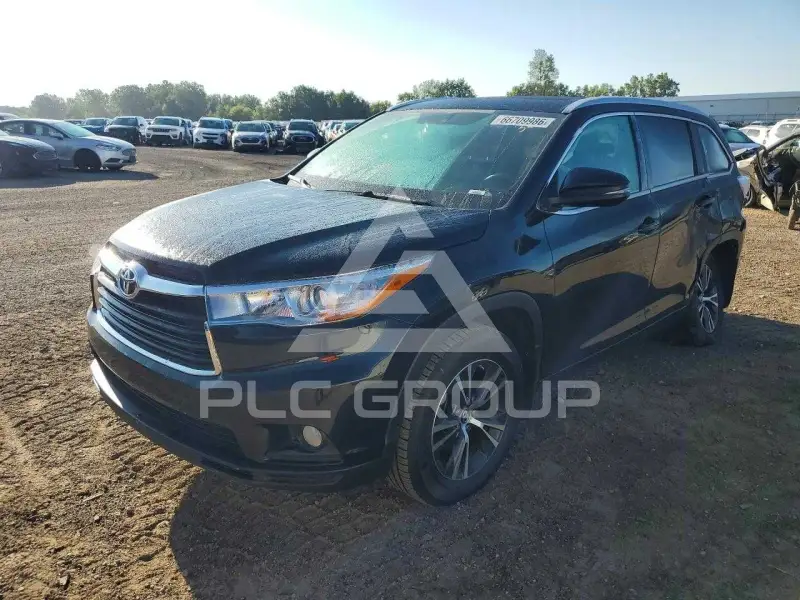 2016 Toyota Highlander фото