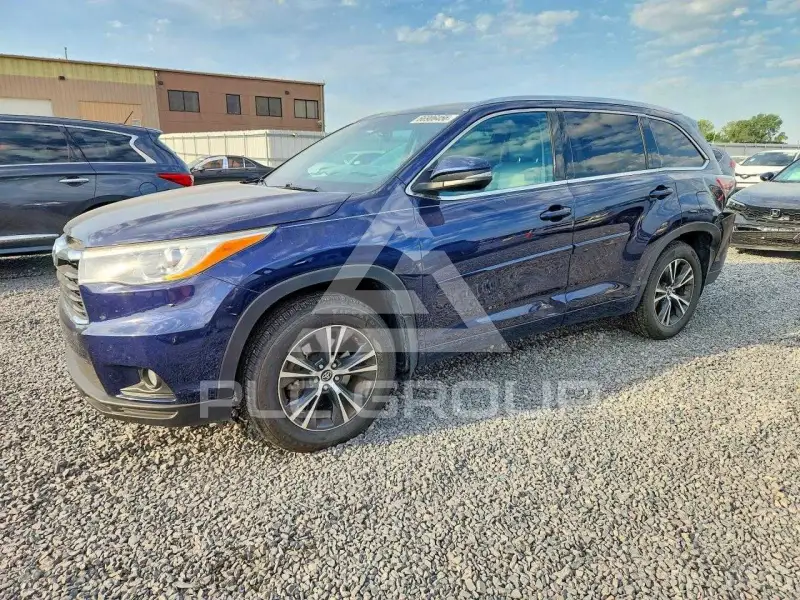 2016 Toyota Highlander фото