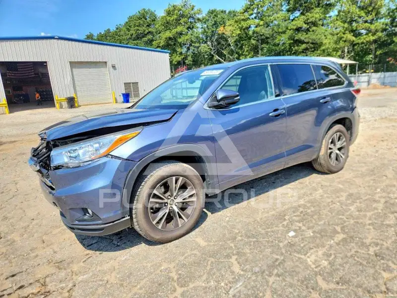 2016 Toyota Highlander фото
