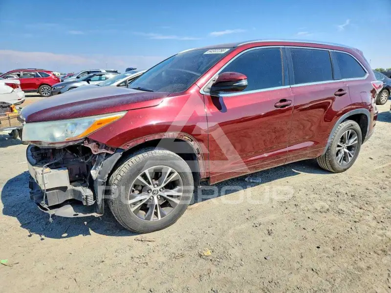 2016 Toyota Highlander фото