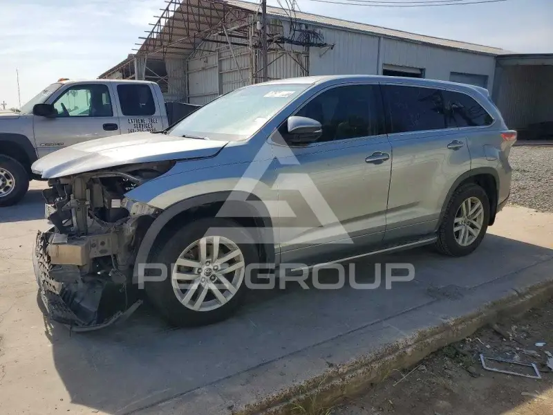 2016 Toyota Highlander фото