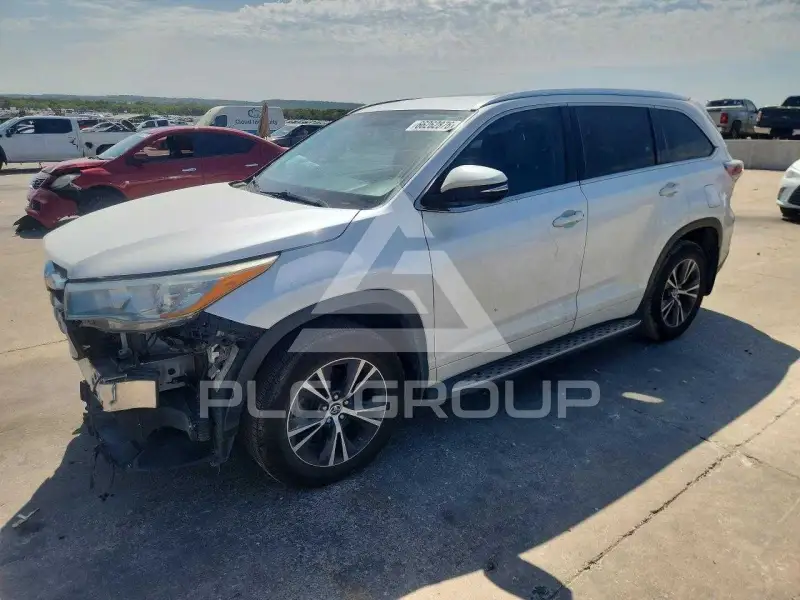 2016 Toyota Highlander фото