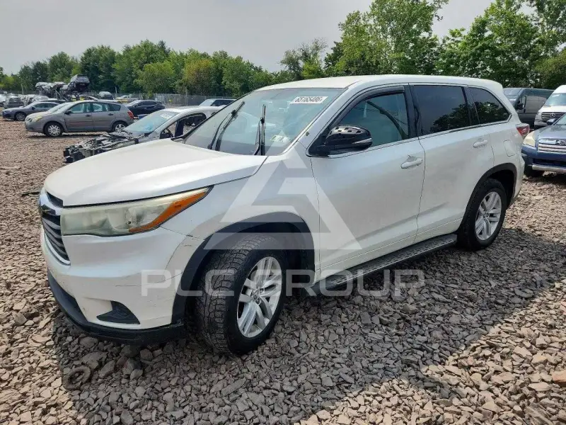 2016 Toyota Highlander photo