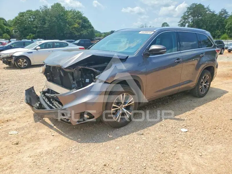 2016 Toyota Highlander фото