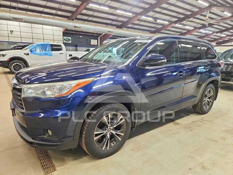 2016 Toyota Highlander фото