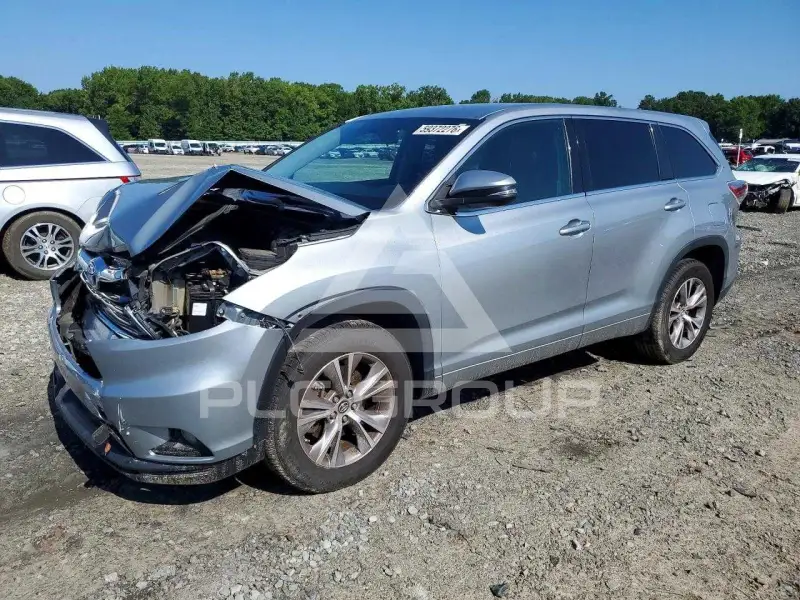 2016 Toyota Highlander фото