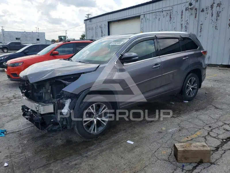 2016 Toyota Highlander фото