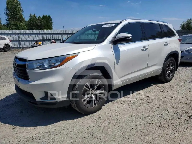 2016 Toyota Highlander фото
