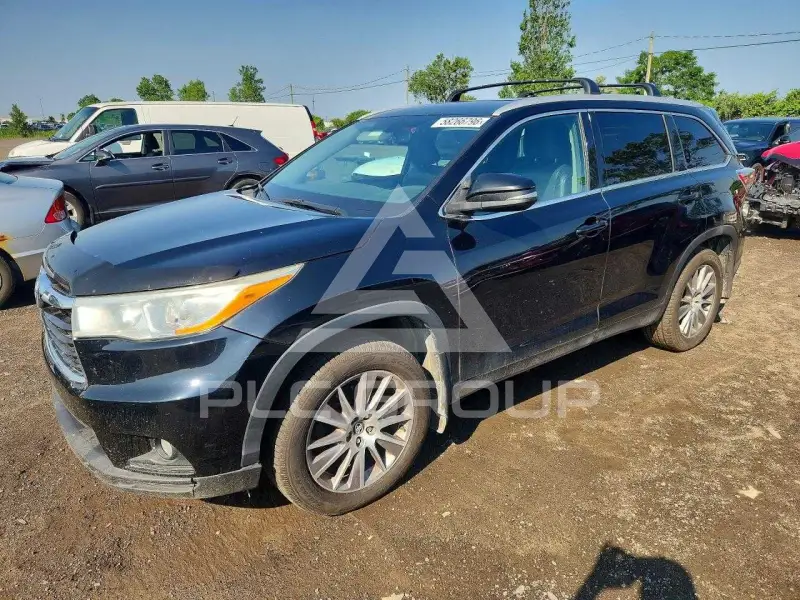 2016 Toyota Highlander photo