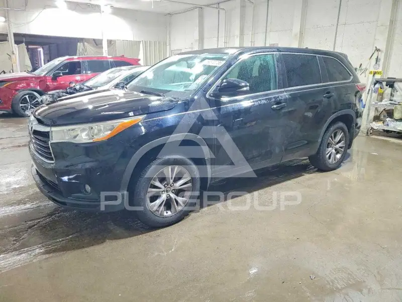 2016 Toyota Highlander фото