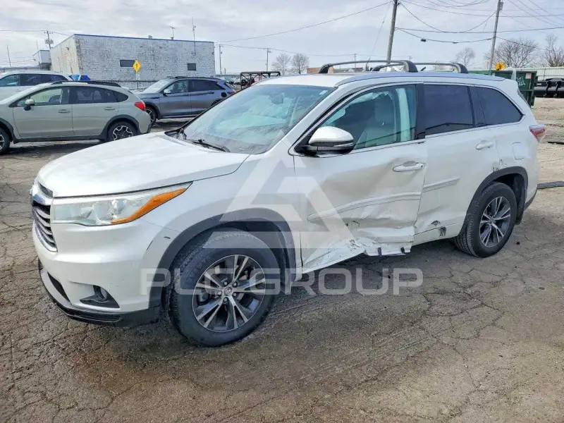 2016 Toyota Highlander фото