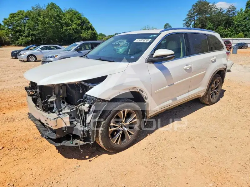 2016 Toyota Highlander фото