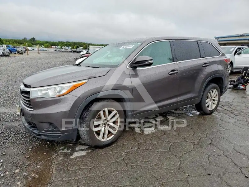 2016 Toyota Highlander photo