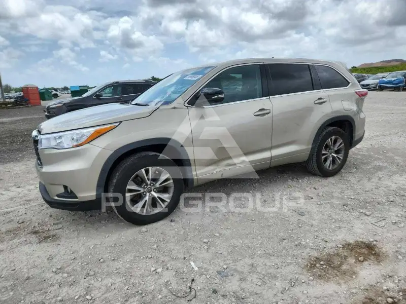2016 Toyota Highlander фото
