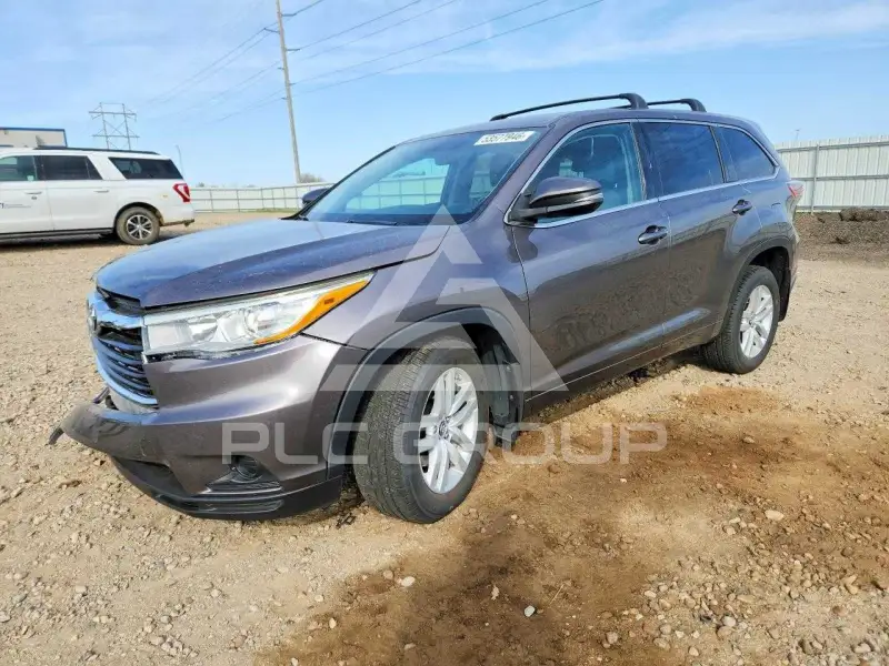 2016 Toyota Highlander photo