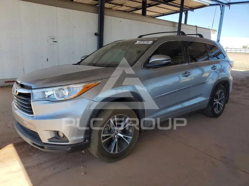 2016 Toyota Highlander фото
