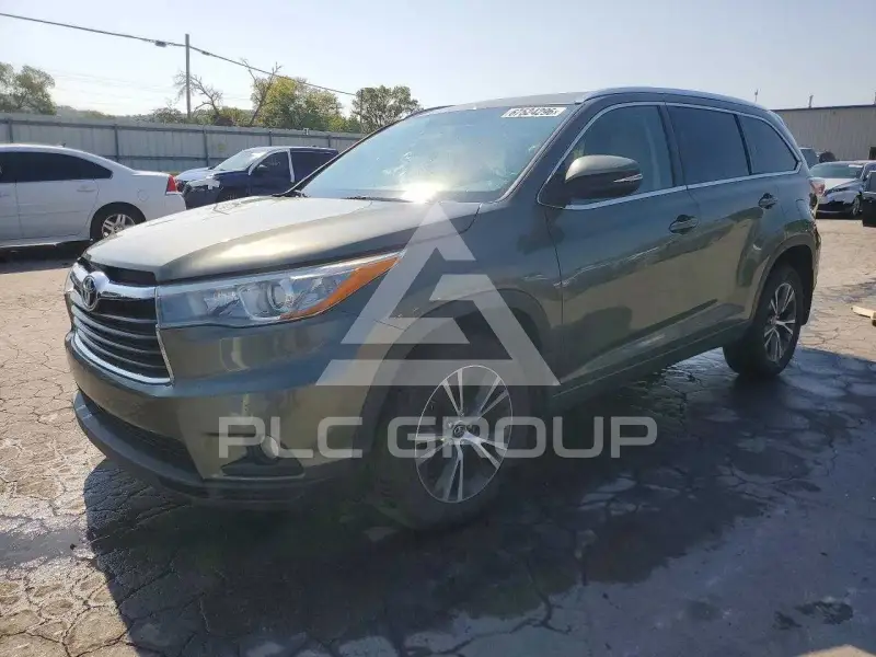 2016 Toyota Highlander фото
