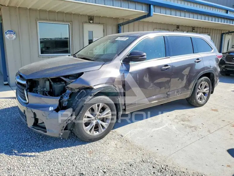 2016 Toyota Highlander photo