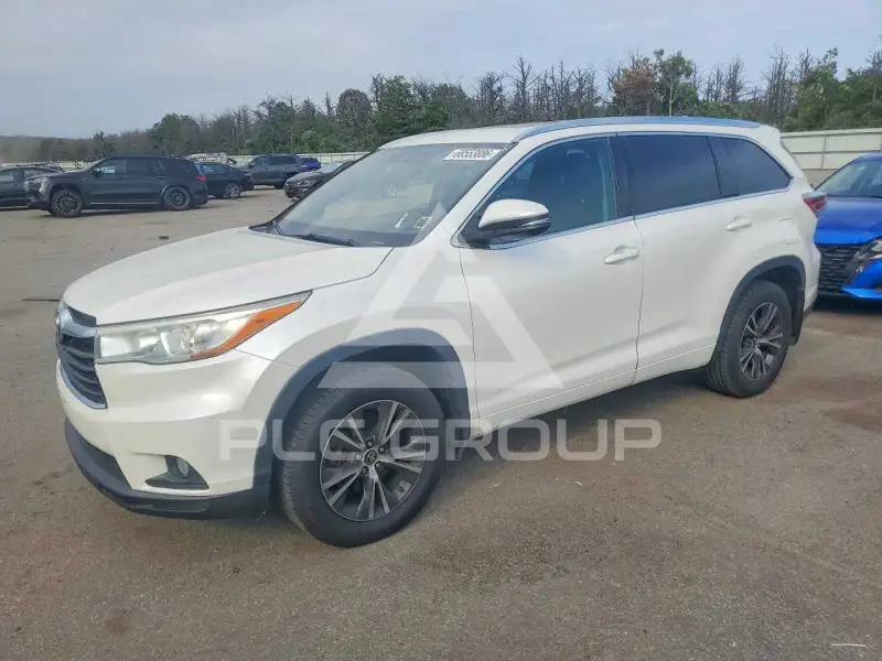2016 Toyota Highlander фото