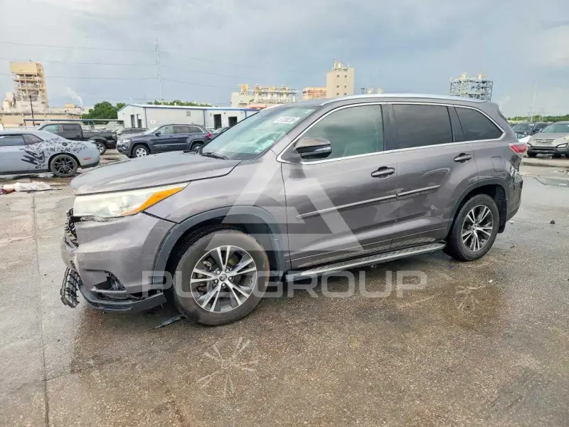 2016 Toyota Highlander фото