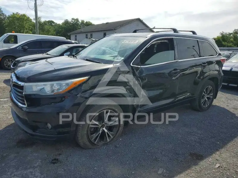 2016 Toyota Highlander фото