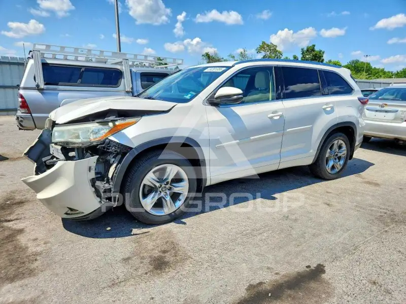 2016 Toyota Highlander photo