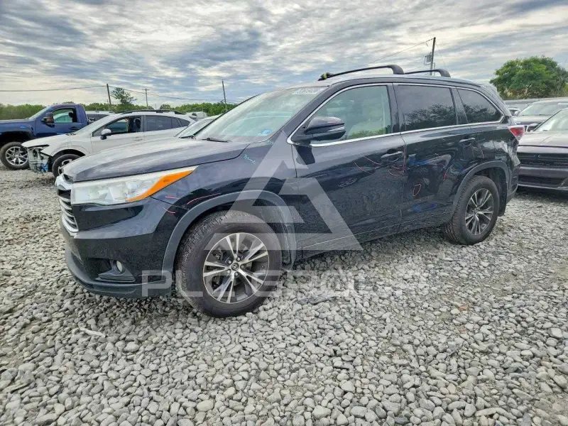 2016 Toyota Highlander фото