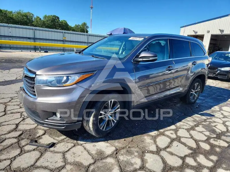 2016 Toyota Highlander фото