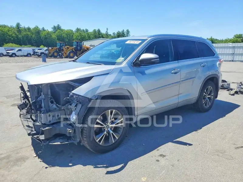 2016 Toyota Highlander фото