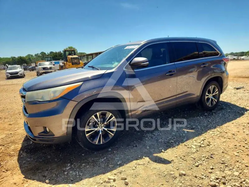 2016 Toyota Highlander фото